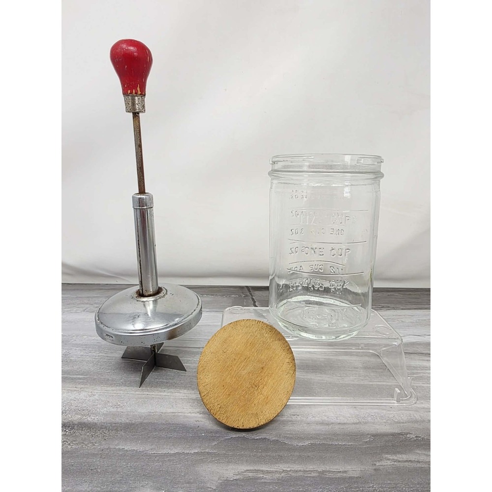Vintage 1950s MCM Hazel Atlas Glass and Red Metal Hand Chopper Nuts Veggies‎